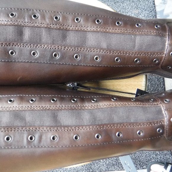 Vince Camuto woman boots,dark brown, over the knee, wide calf, size 38,5 (8,5M) - Picture 5 of 6